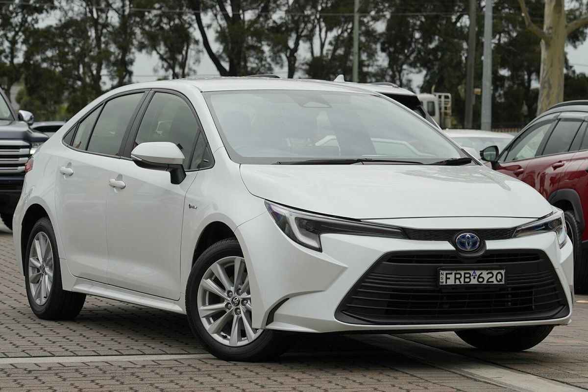2025 Toyota Corolla Ascent Sport Hybrid ZWE219R