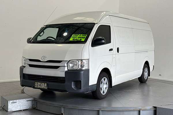 2018 Toyota Hiace KDH221R ELWB High Roof