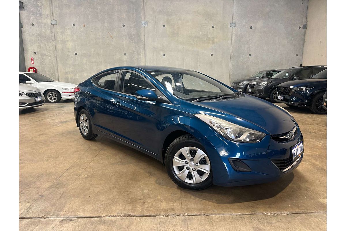 2013 Hyundai Elantra Active MD2
