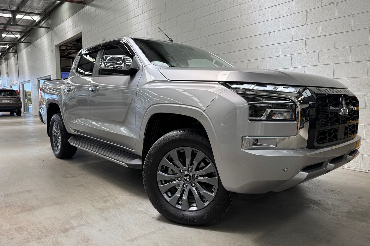 2025 Mitsubishi Triton GLS MV 4X4
