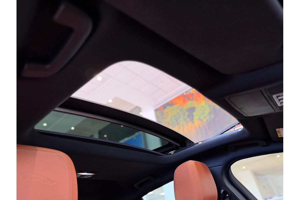 2015 Jaguar XE 25t Portfolio X760