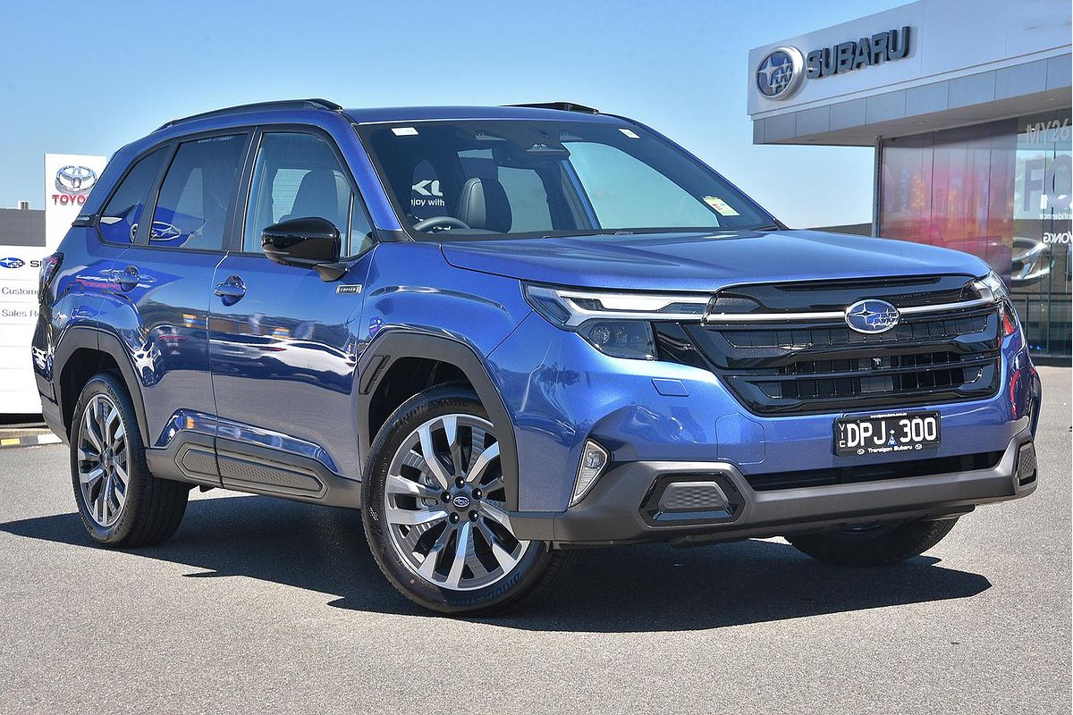 2025 Subaru Forester Hybrid Touring S6