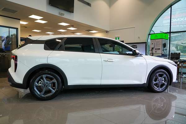 2025 Kia K4 S CL4m thumb-3