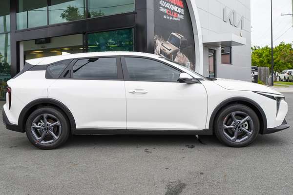 2025 Kia K4 S CL4m thumb-4