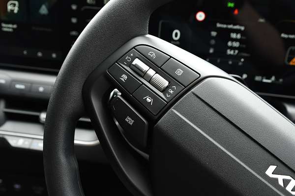 2025 Kia K4 S CL4m thumb-13