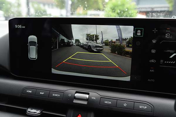 2025 Kia K4 S CL4m thumb-11