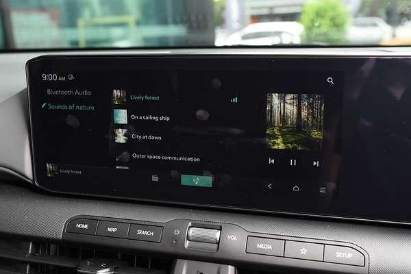 2025 Kia K4 S CL4m thumb-12