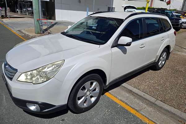 2011 Subaru Outback 2.5i 4GEN