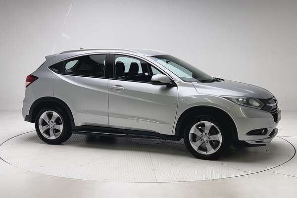2015 Honda HR-V VTi-S thumb-3