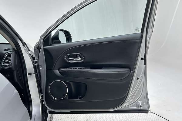 2015 Honda HR-V VTi-S thumb-18