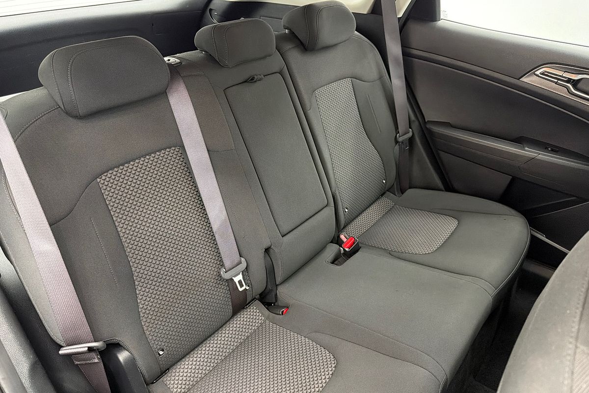 2024 Kia Sportage S NQ5