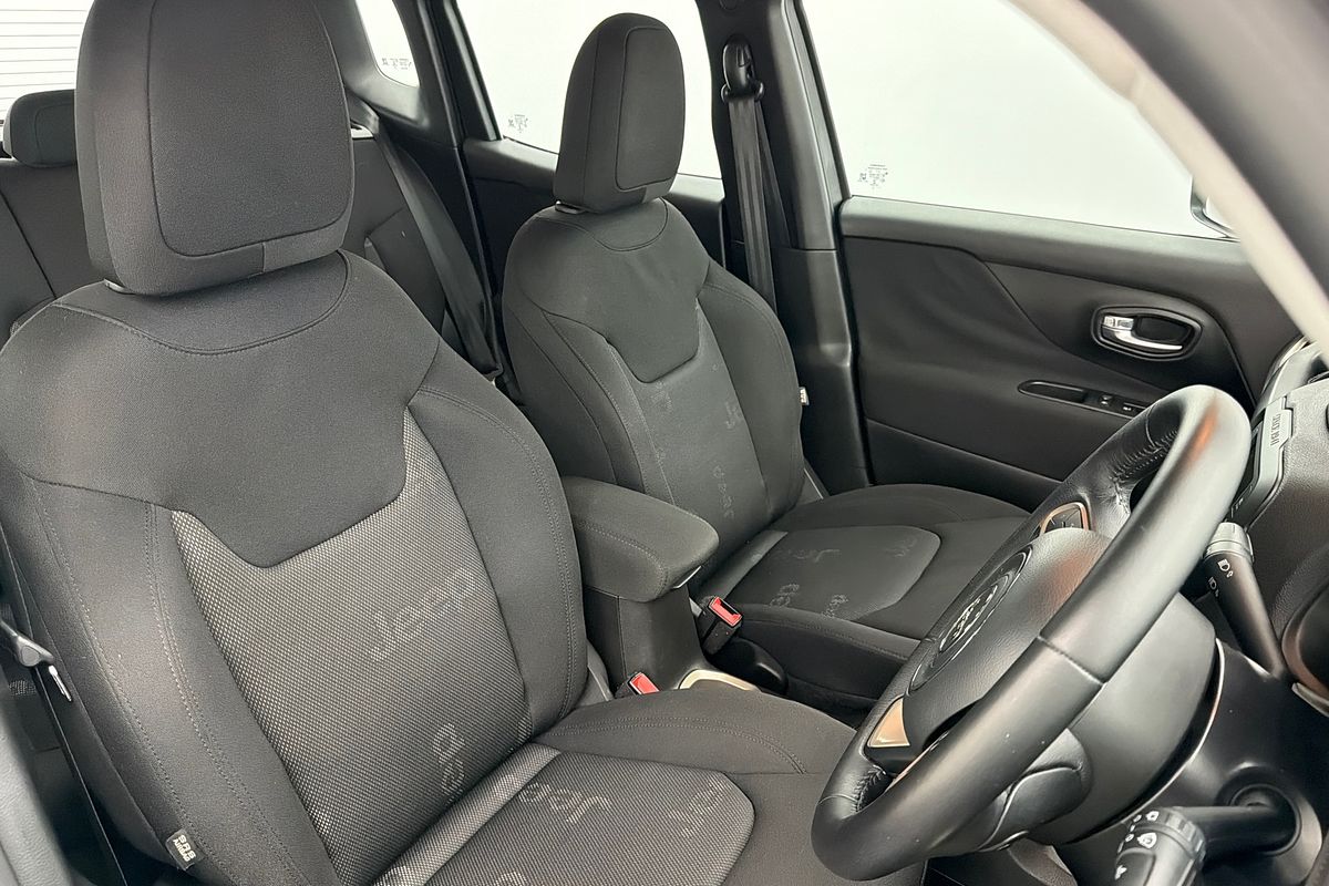 2017 Jeep Renegade Longitude BU