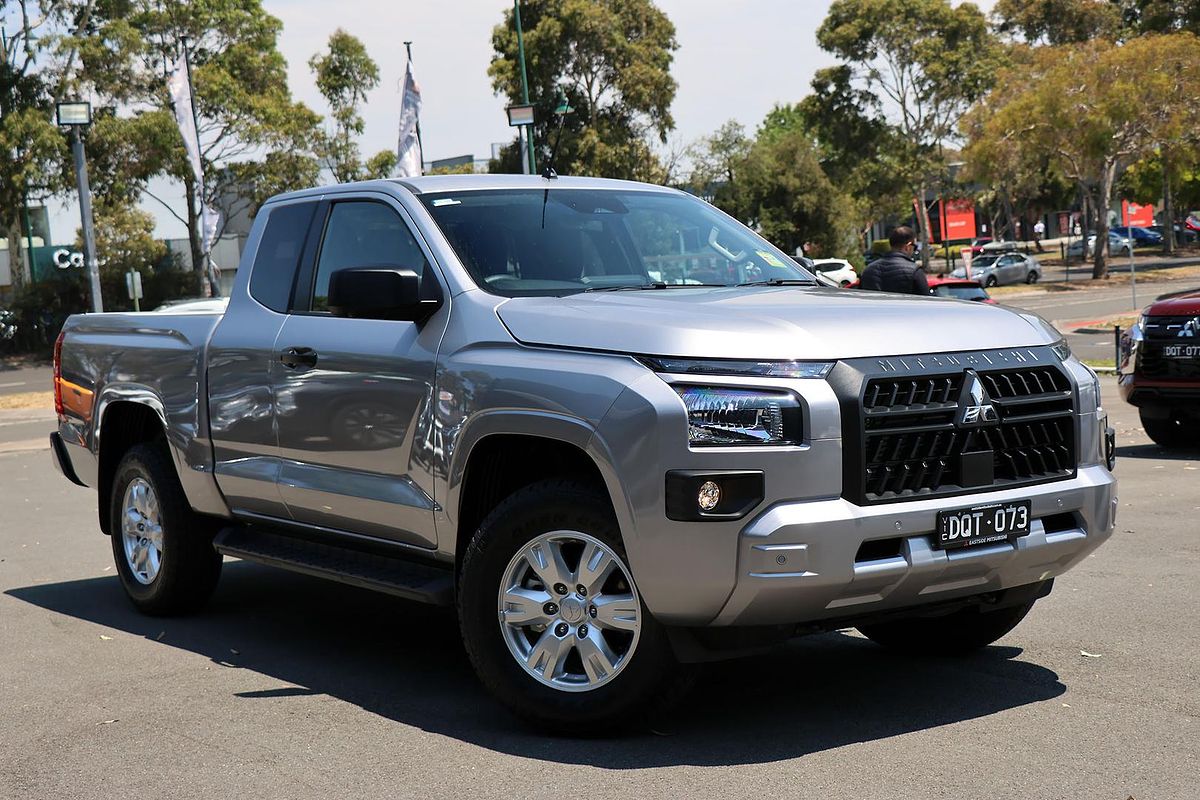 2025 Mitsubishi Triton GLX+ MV 4X4