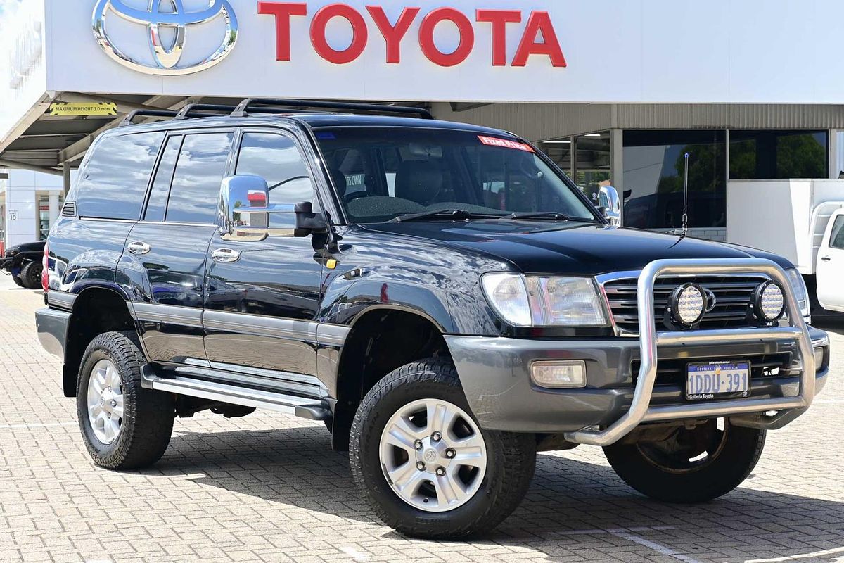 2004 Toyota Landcruiser GXL UZJ100R