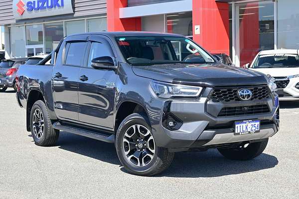 2024 Toyota Hilux SR5 GUN126R 4X4