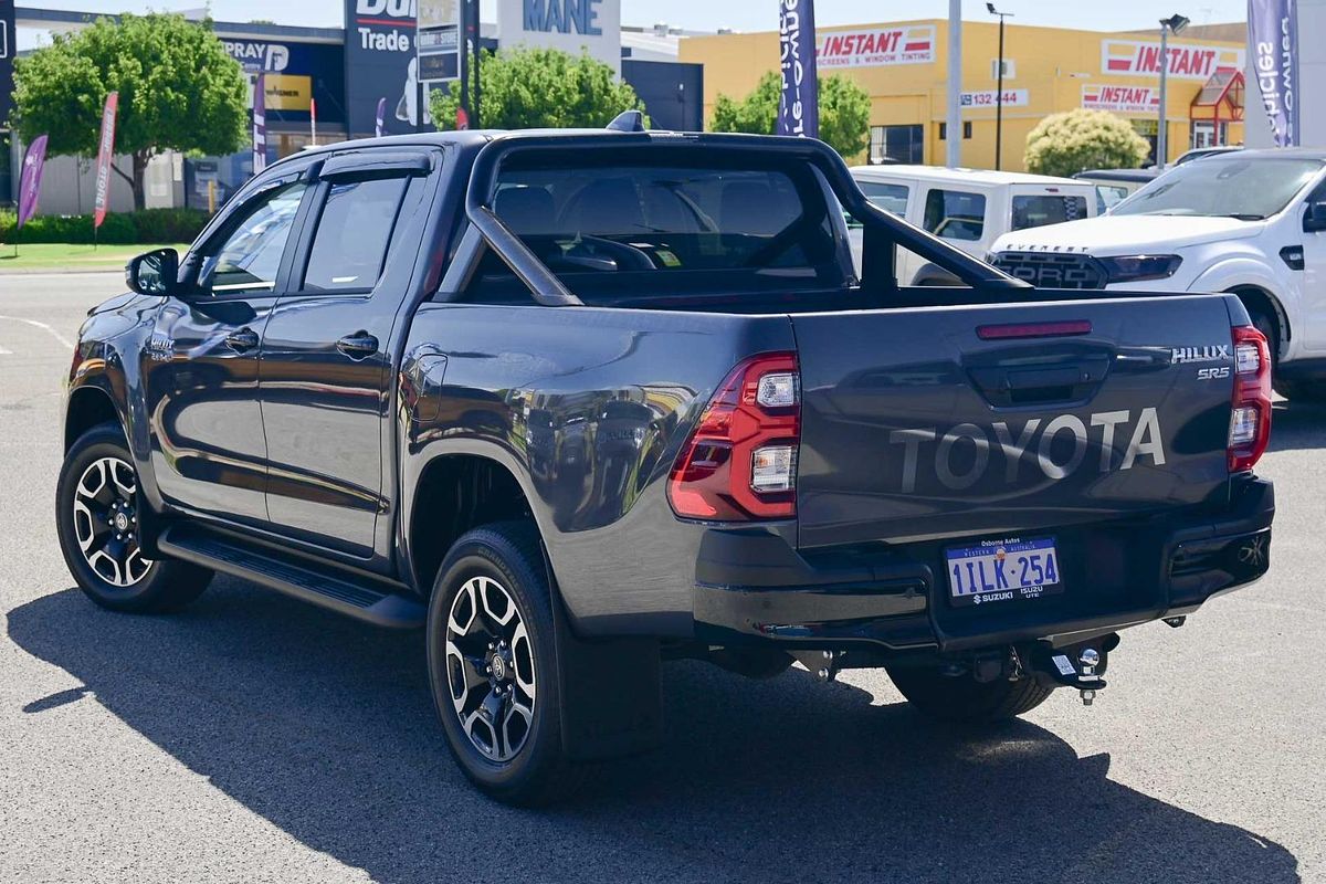 2024 Toyota Hilux SR5 GUN126R 4X4