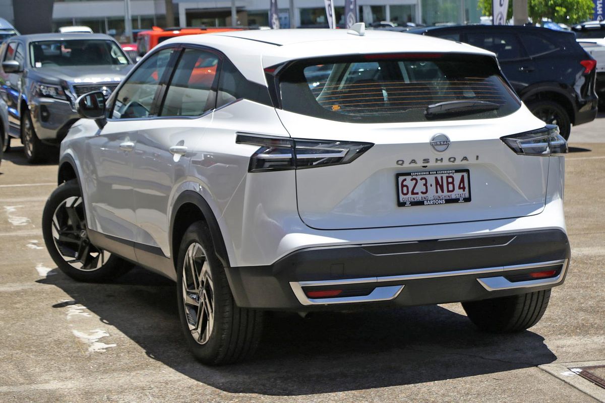 2025 Nissan QASHQAI ST-L J12