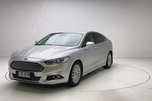 2016 Ford Mondeo Trend MD thumb-5