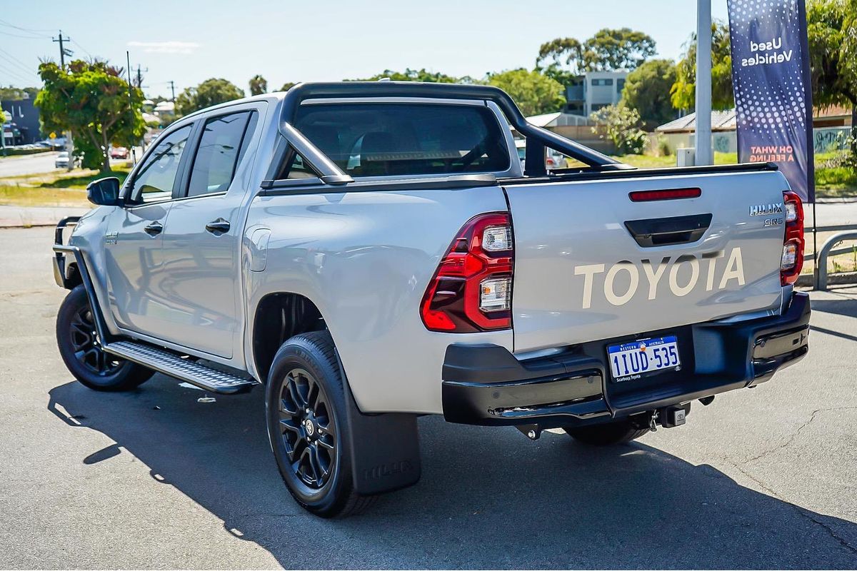 2025 Toyota Hilux SR5 48V GUN126R 4X4