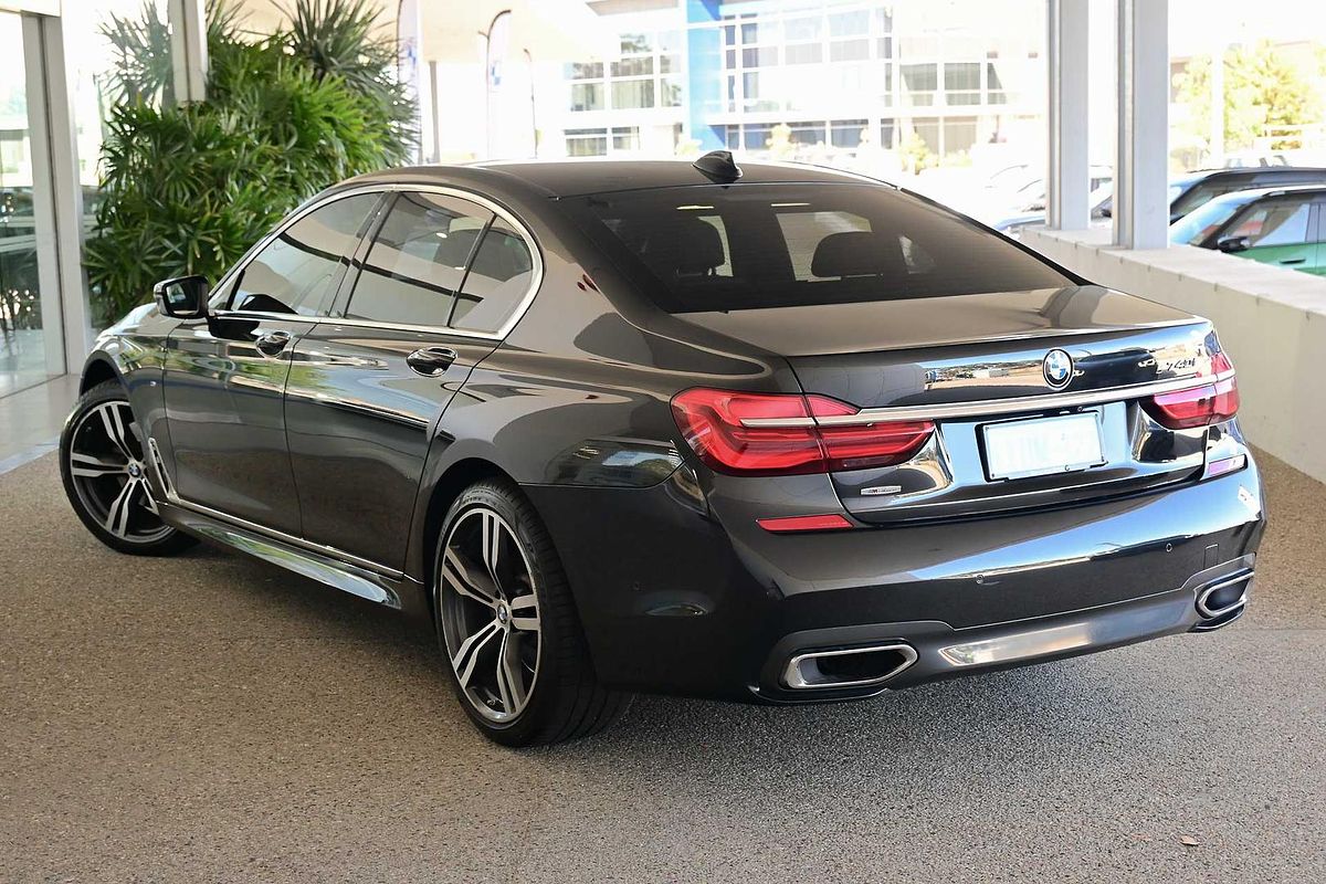 2015 BMW 7 Series 740i G11