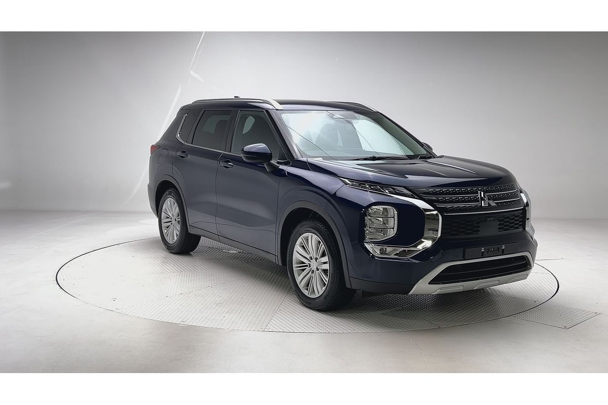 2022 Mitsubishi Outlander LS ZM