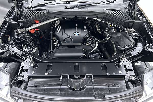 2018 BMW X4 xDrive20d F26 thumb-10