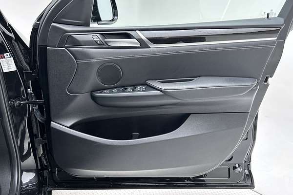 2018 BMW X4 xDrive20d F26 thumb-18