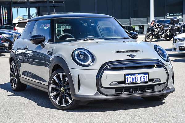 2022 MINI Hatch Cooper SE Classic F56 LCI-2