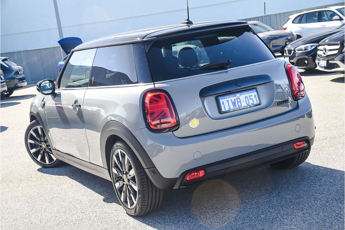 2022 MINI Hatch Cooper SE Classic F56 LCI-2