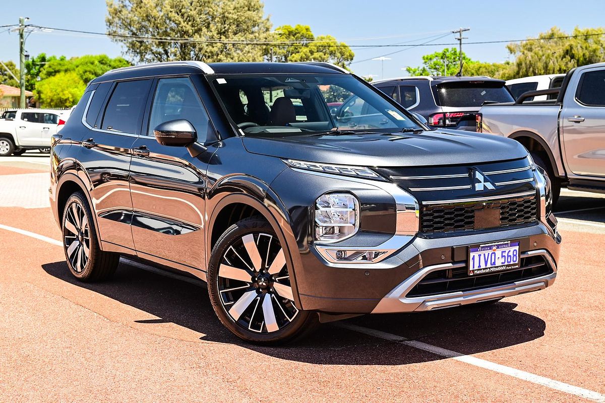 2025 Mitsubishi Outlander Exceed Tourer ZM