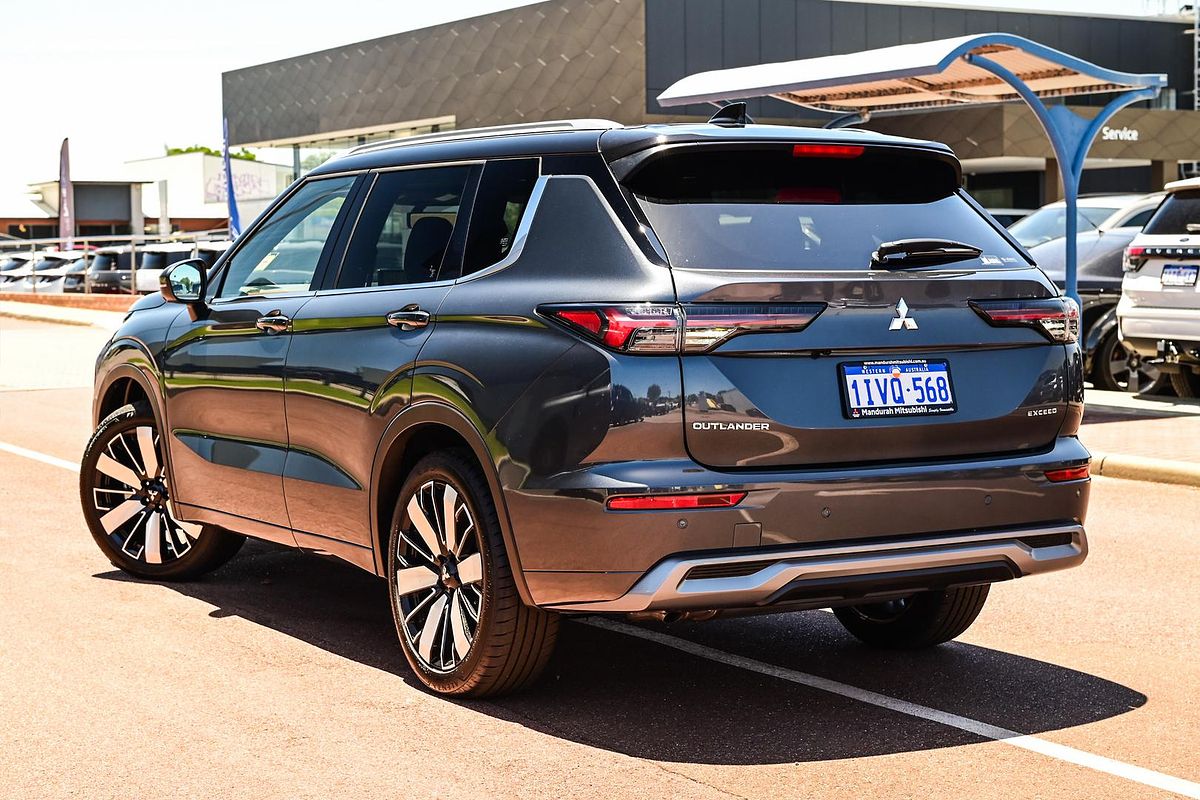 2025 Mitsubishi Outlander Exceed Tourer ZM