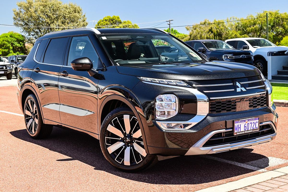 2025 Mitsubishi Outlander Exceed ZM