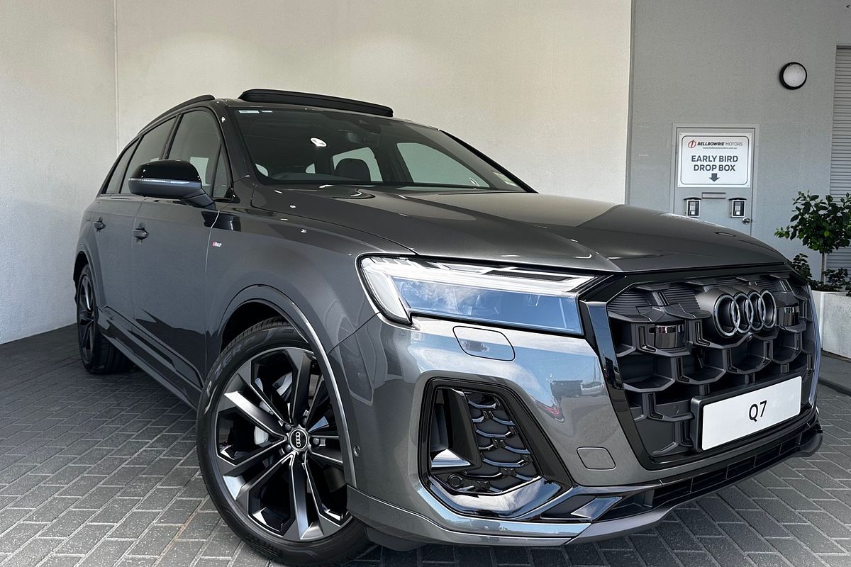 2025 Audi Q7 TDI 170kW S line edition 4M