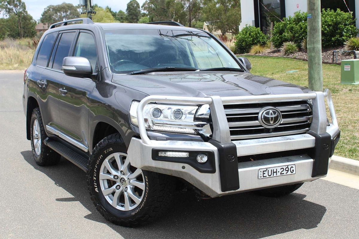 2018 Toyota Landcruiser Sahara VDJ200R