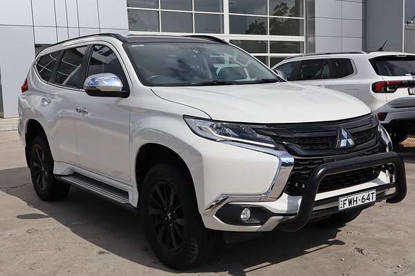 2019 Mitsubishi Pajero Sport Black Edition QE