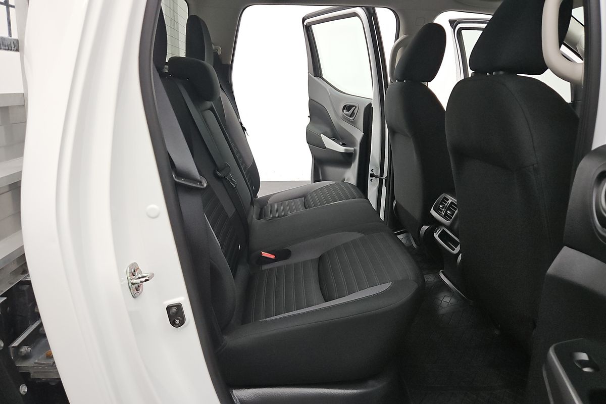 2021 Nissan Navara SL D23 Rear Wheel Drive