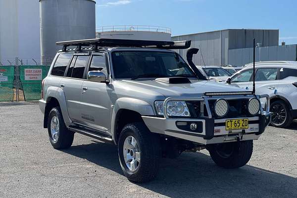2009 Nissan Patrol ST GU 6