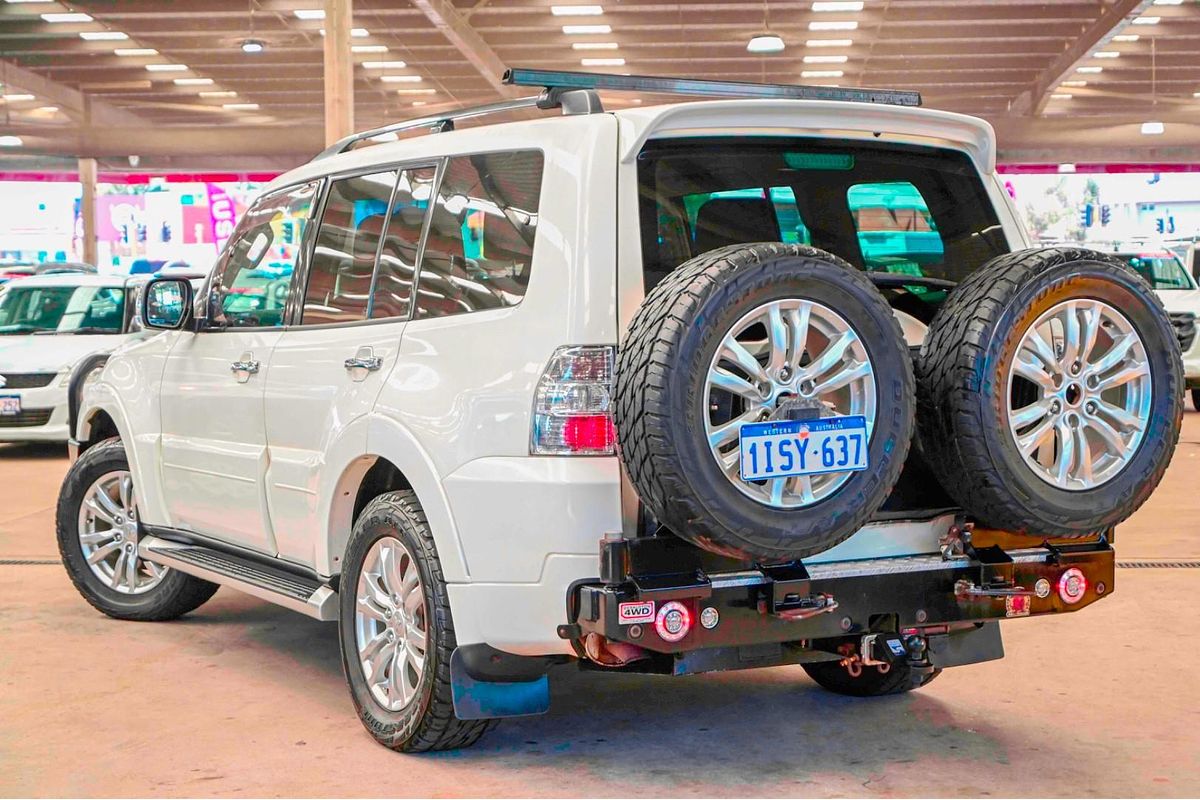 2018 Mitsubishi Pajero GLX NX