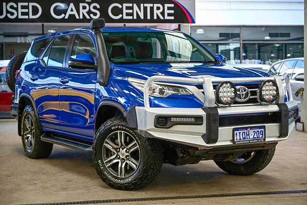 2017 Toyota Fortuner GX GUN156R