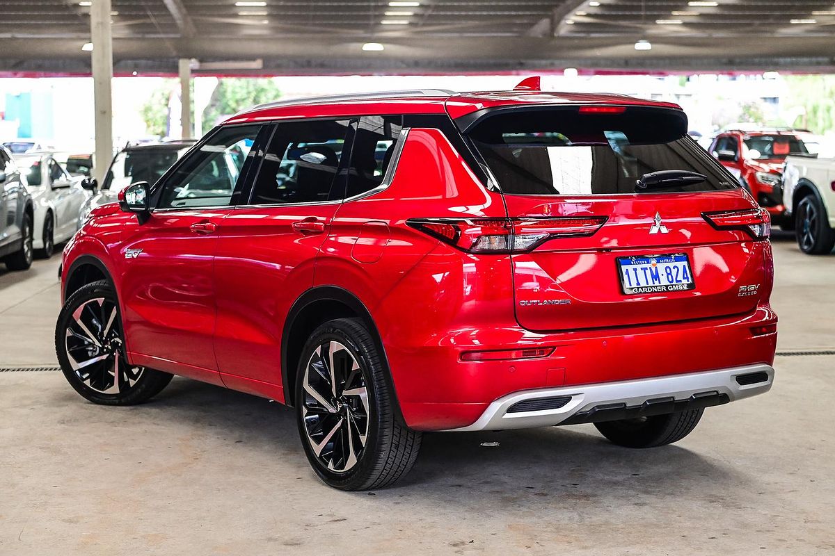 2024 Mitsubishi Outlander PHEV Exceed ZM