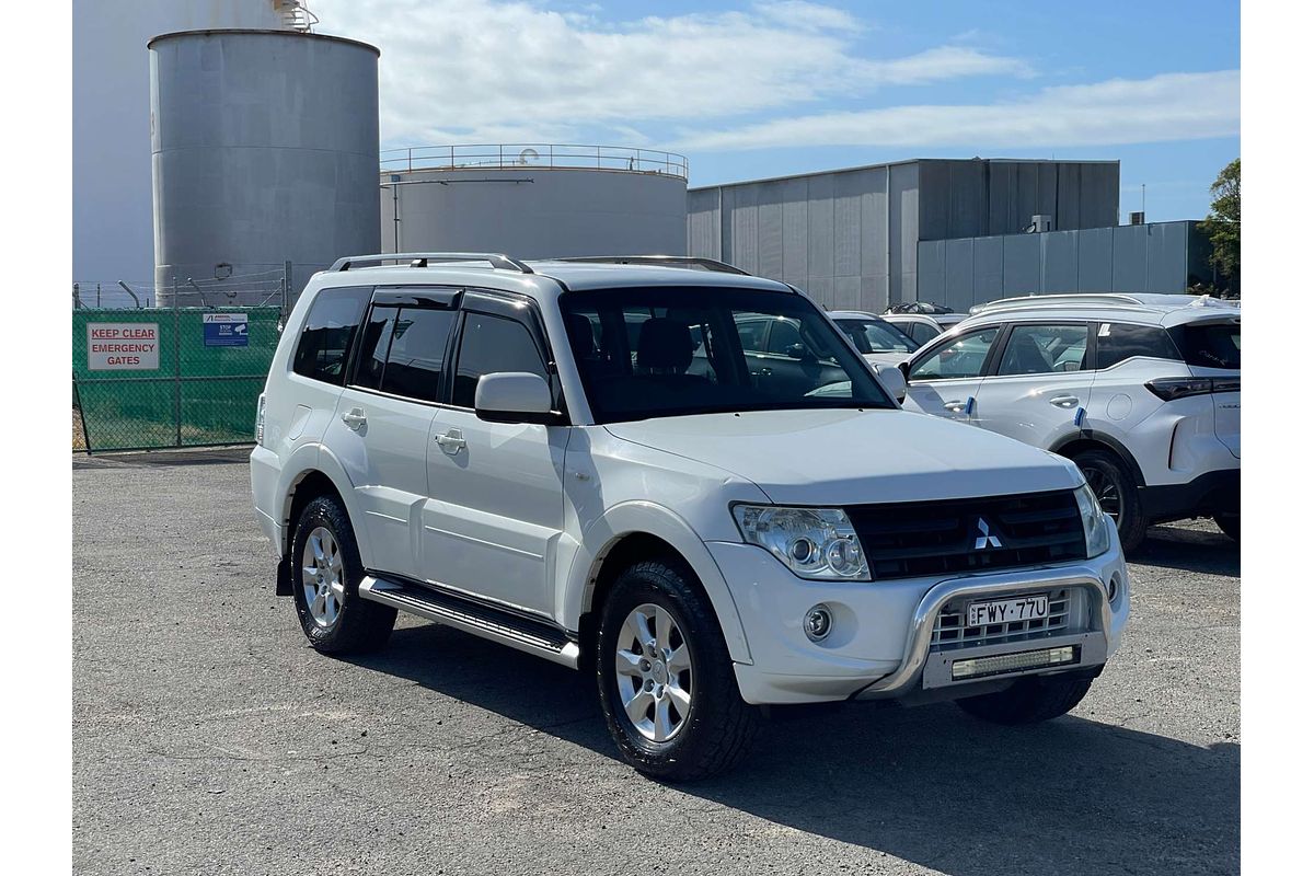 2013 Mitsubishi Pajero GLX-R NW