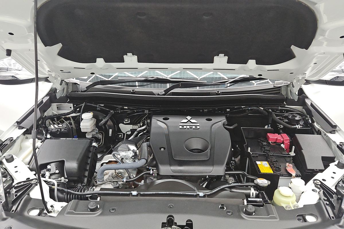 2023 Mitsubishi Triton GLS MR 4X4