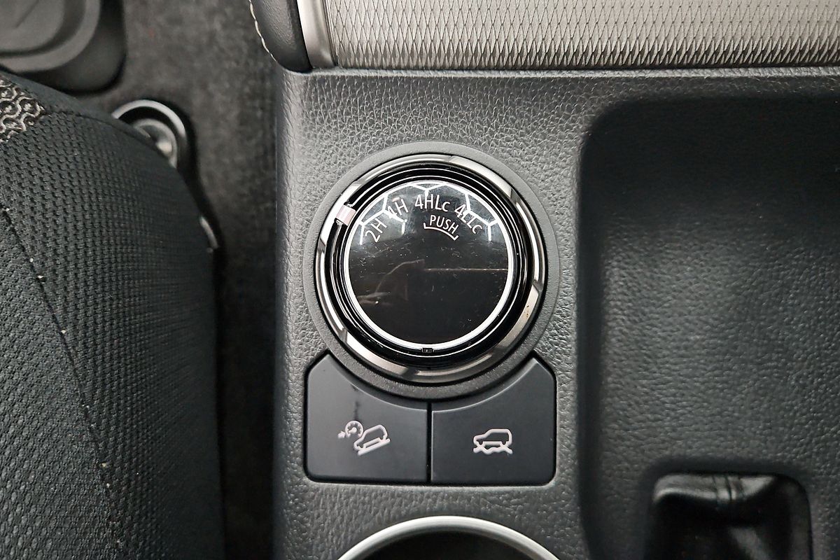 2023 Mitsubishi Triton GLS MR 4X4