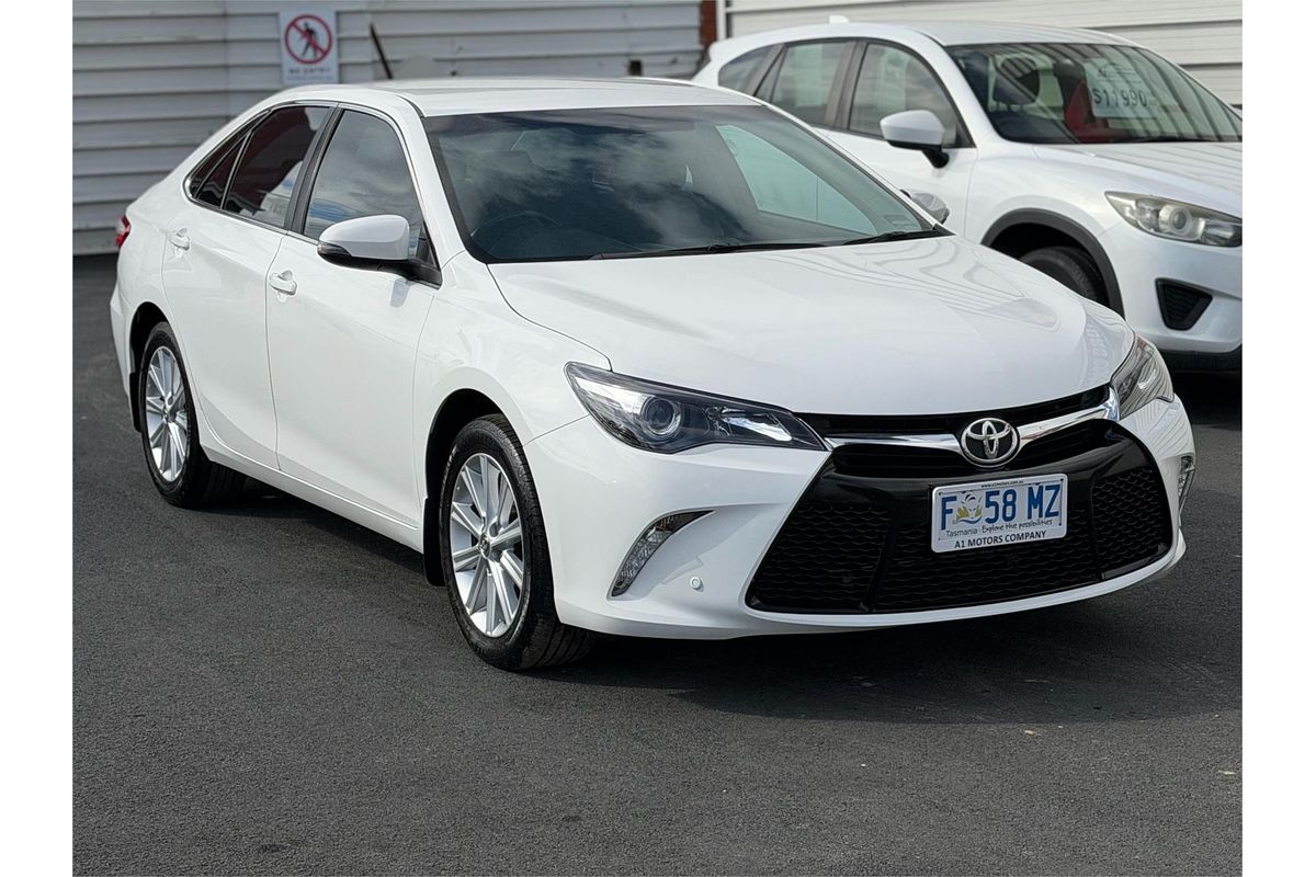 2017 Toyota Camry Atara S ASV50R