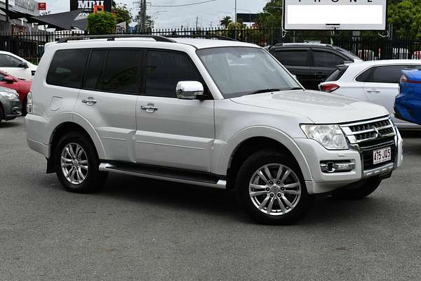 2014 Mitsubishi Pajero GLS NX