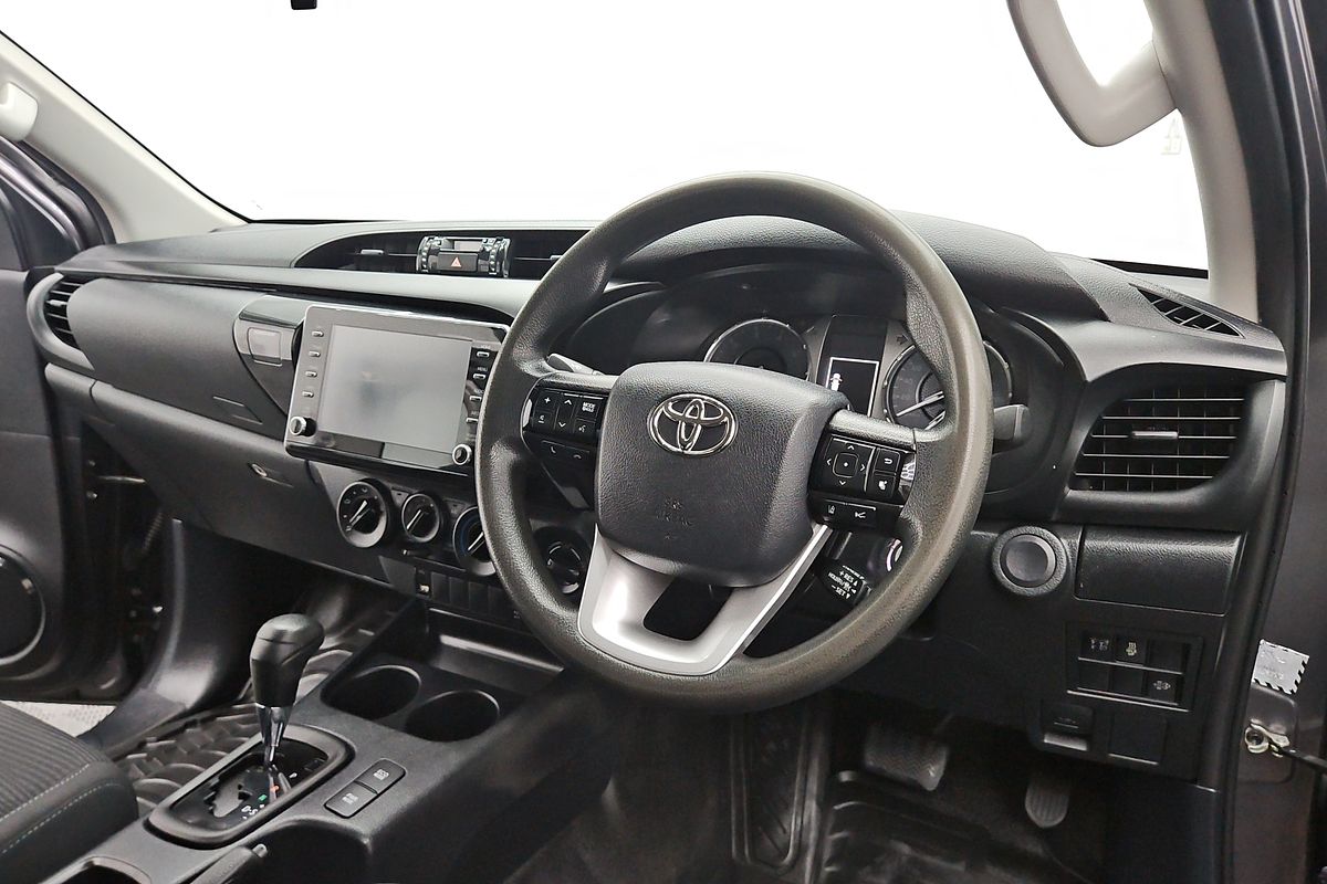 2020 Toyota Hilux SR GUN126R 4X4