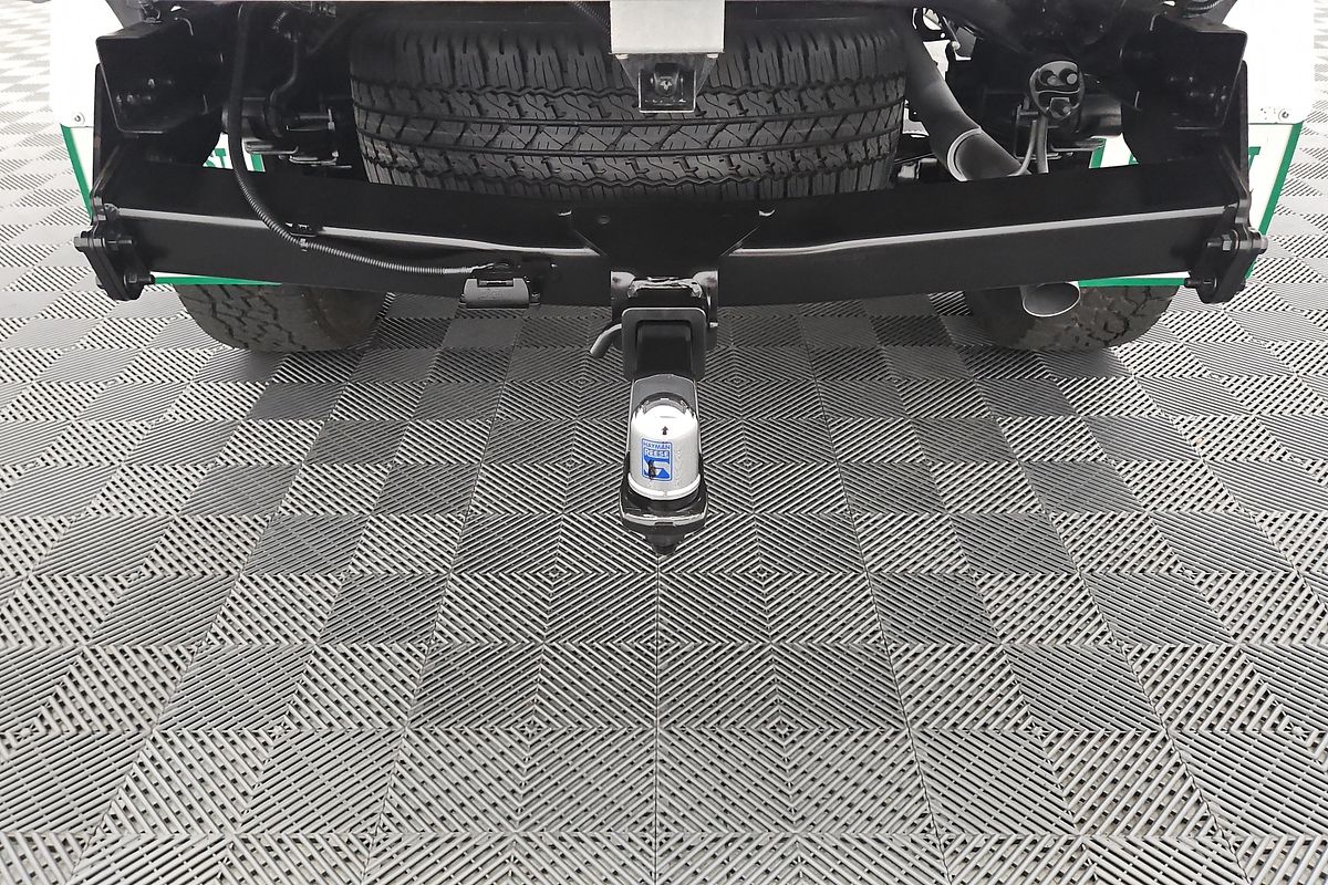 2020 Toyota Hilux SR GUN126R 4X4