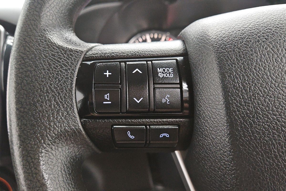 2020 Toyota Hilux SR GUN126R 4X4