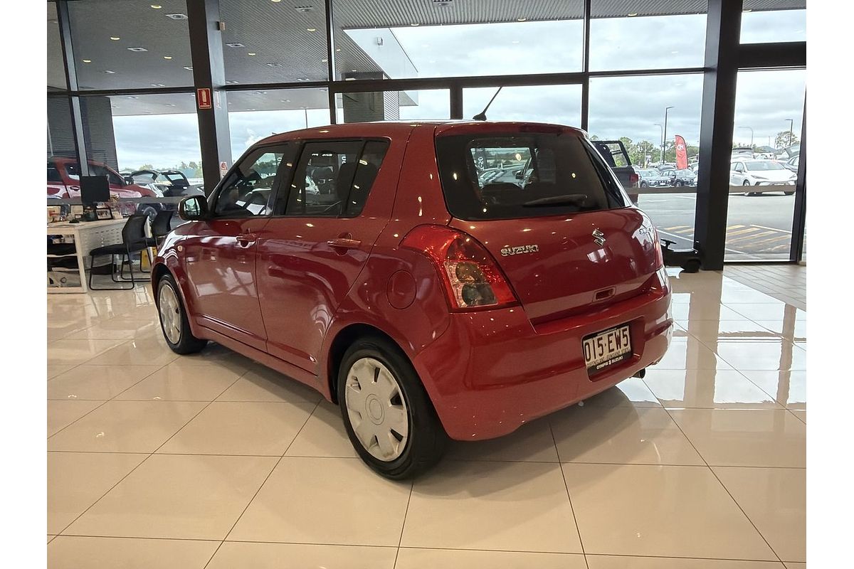 2010 Suzuki Swift RS415