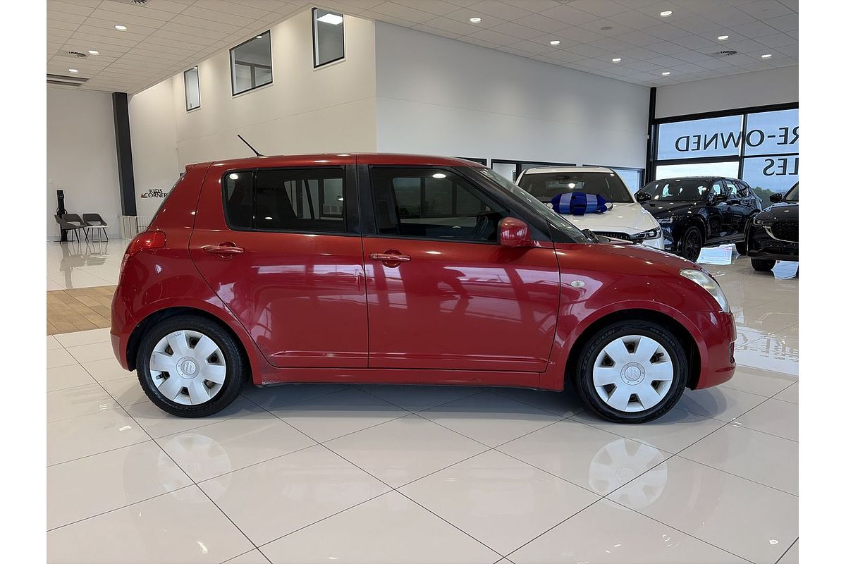 2010 Suzuki Swift RS415